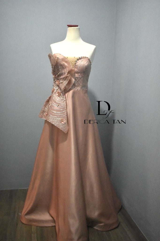 sewa gaun pesta rosegold